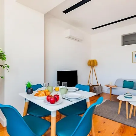 Urban Haven A 2br Modern Retreat Apartment Lisbon