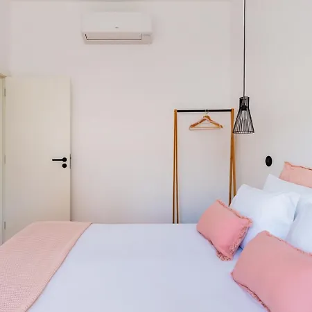 Urban Haven A 2br Modern Retreat Apartamento