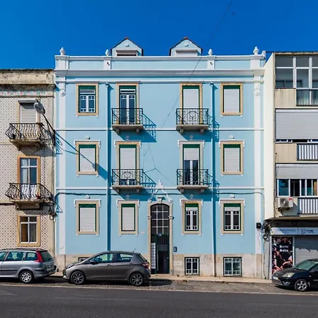 Apartamento Urban Haven A 2br Modern Retreat Lisboa