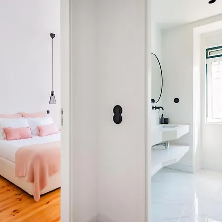 Urban Haven A 2br Modern Retreat