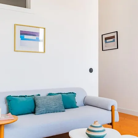 Urban Haven A 2br Modern Retreat *