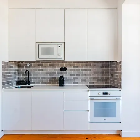 Urban Haven A 2br Modern Retreat * Lisboa